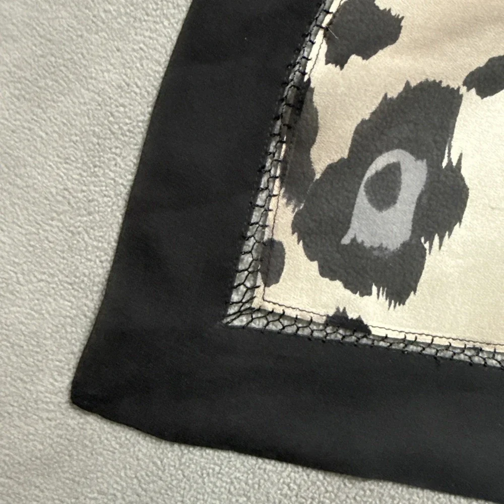 Adrienne‎ Vittadini Silk Scarf Womens Animal Print Square Sheer Chiffon VTG
